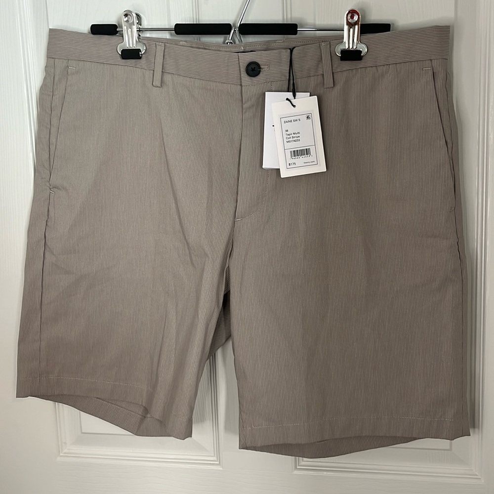 NWT size 38 Men’s Theory Shorts